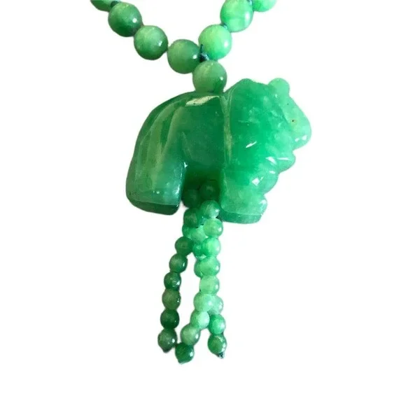Green Jade Beaded Tassel Pendant Necklace Carved Elephant Silk Knotted 92 Gram - Picture 3 of 12